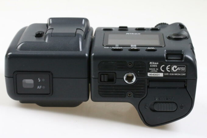 Nikon Coolpix 995 Kompaktkamera - #4540831
