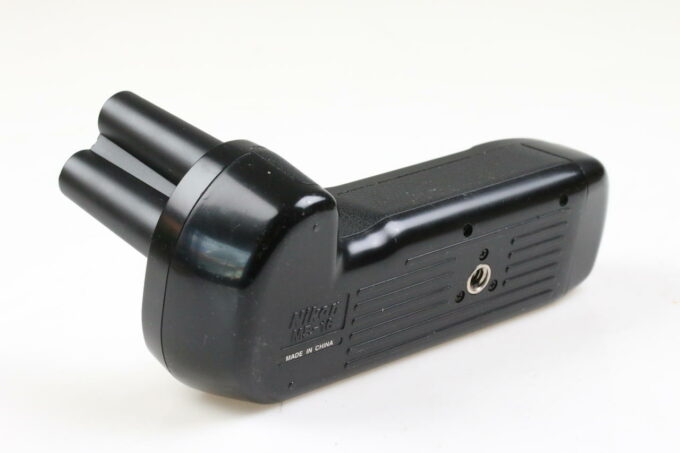 Nikon MB-16 Batterieteil für F80