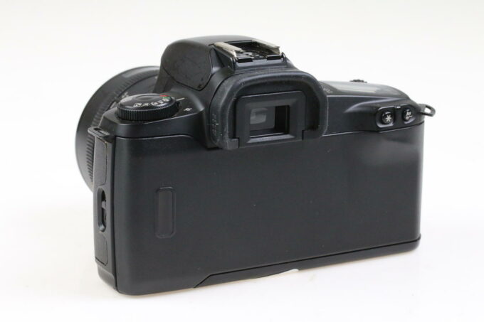 Canon EOS 500N mit EF 35-70mm f/3,5-4,5 - #0746919