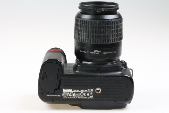Nikon D50 mit AF-S DX 18-55mm f/3,5-5,6 G ED - #6198987