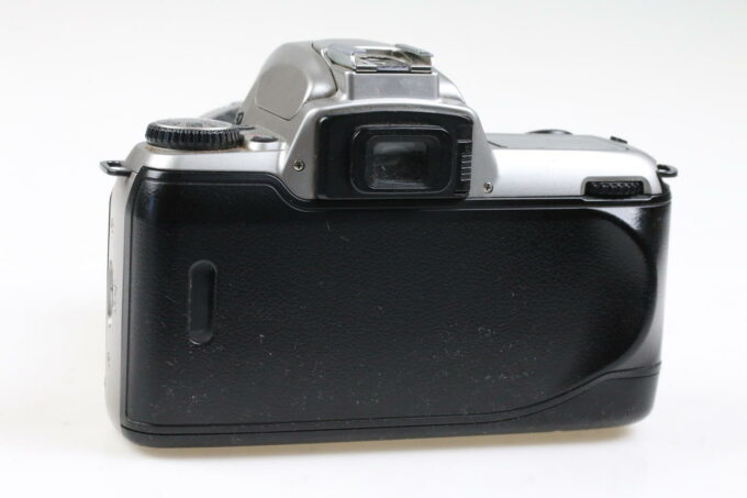 Nikon F65 mit AF 28-80mm f/3,3-5,6 G - #2085397