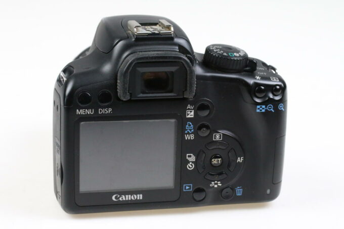 Canon EOS 1000D mit EF-S 18-55mm f/3,5-5,6 II - #1580308189