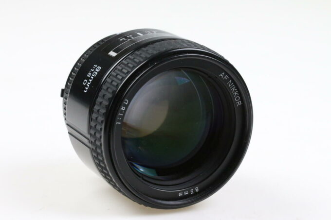 Nikon AF 85mm f/1,8 D - #440899