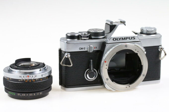 Olympus OM-2 mit F.Zuiko 50mm f/1,8 - #327638