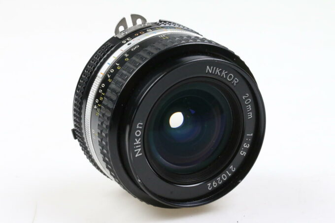 Nikon MF 20mm f/3,5 NIKKOR AI-S - #210292