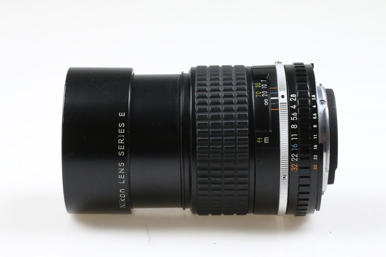 Nikon MF 135mm f/2,8 Nikkor AI-S Serie E - #204017