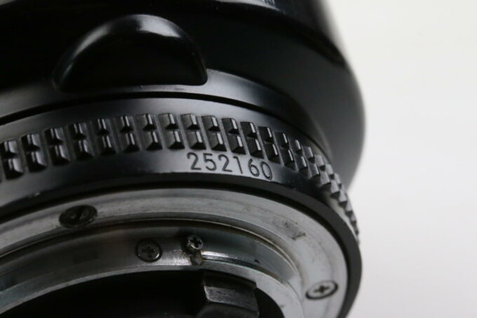 Nikon AF Micro Nikkor 105mm f/2,8 - #252160