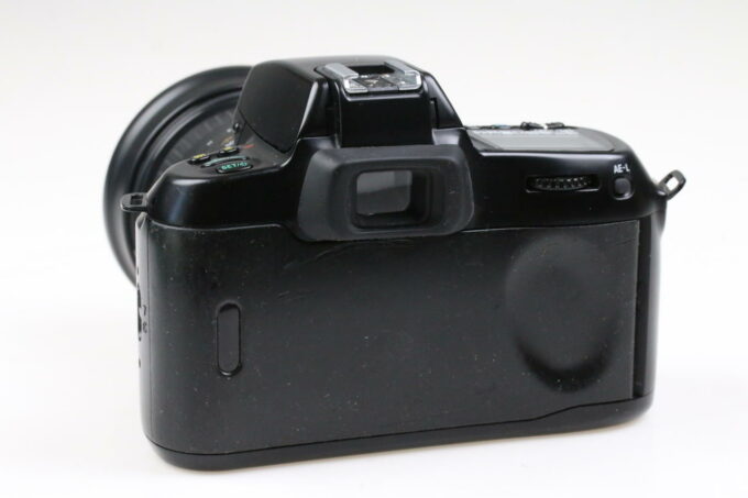 Nikon F70 Gehäuse mit SIGMA 28-200mm Zoom-Objektiv - #2674492
