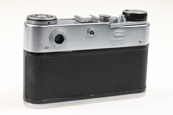 Fed 5 mit Industar-61 52mm f/2,8 (Verschluss defekt) - #153670