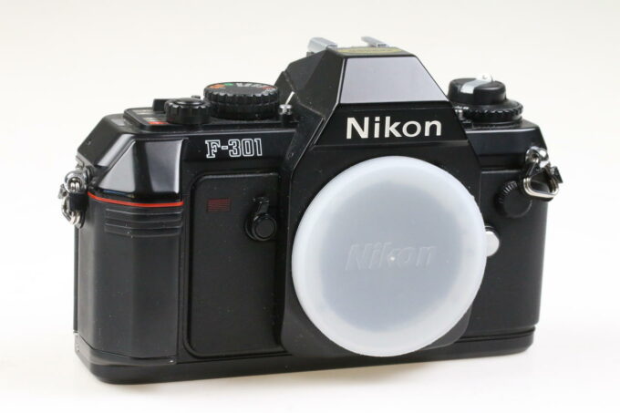 Nikon F-301 Gehäuse - #2573192