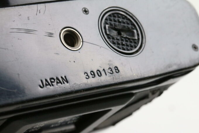 Yashica FX-D Quarz mit 35-105mm f/3,5-4,5 - #390138