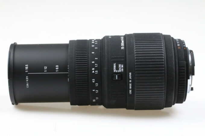 Sigma 70-300mm f/4,0-5,6 DG Macro für Nikon F (AF FX) - #3070721