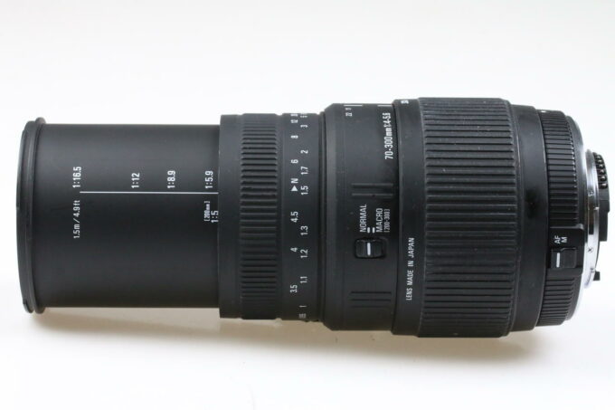 Sigma 70-300mm f/4,0-5,6 DG Macro für Nikon F (AF FX) - #11432687