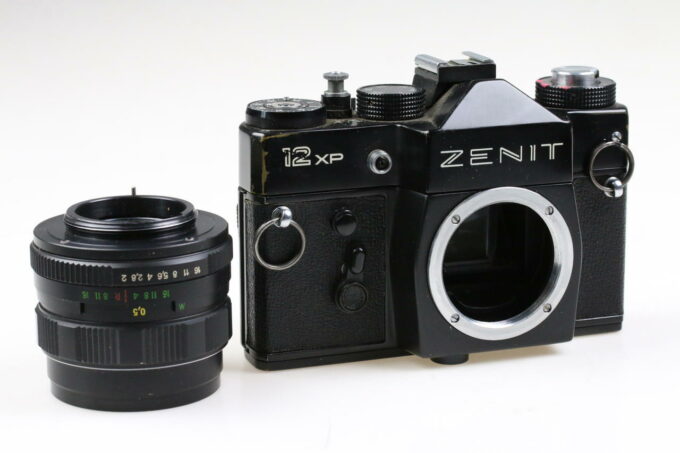 KMZ Zenit 12 XP mit Helios-44M-4 58mm f/2,0 - #87060611 - Image 2
