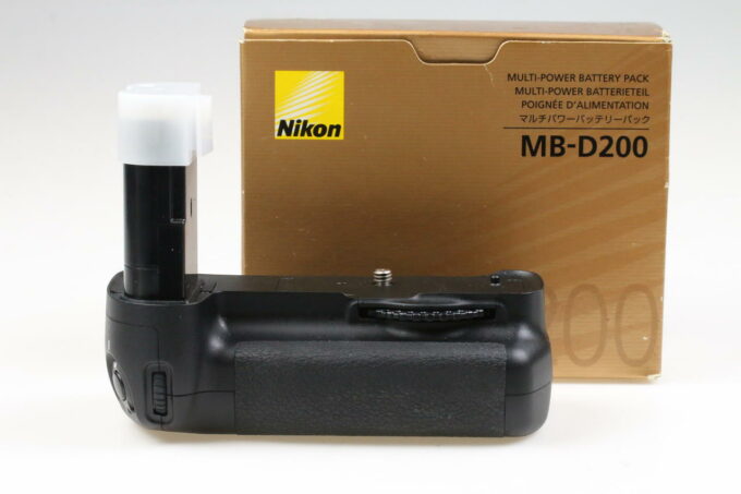 Nikon MB-D200 Batteriegriff für Nikon D200 - #2096597