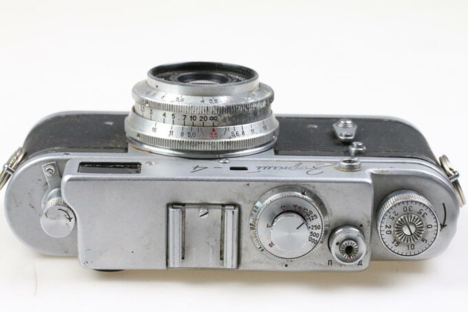KMZ ZORKI 4 mit Industar-50 50mm f/3,5 - #6661041