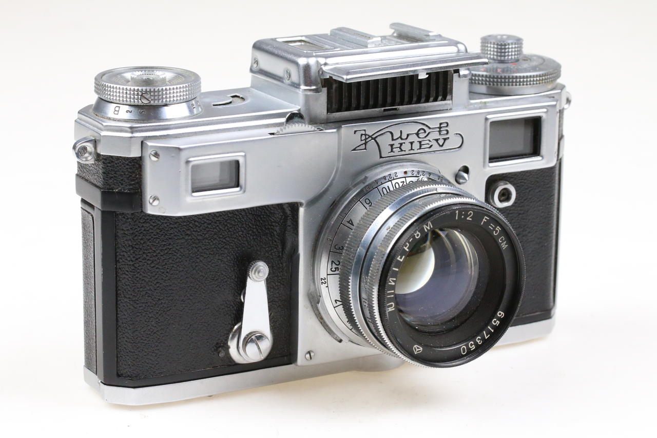 ARSENAL KIEV 4 mit 50mm f/2,0 Jupiter-8M Objektiv - #6505549