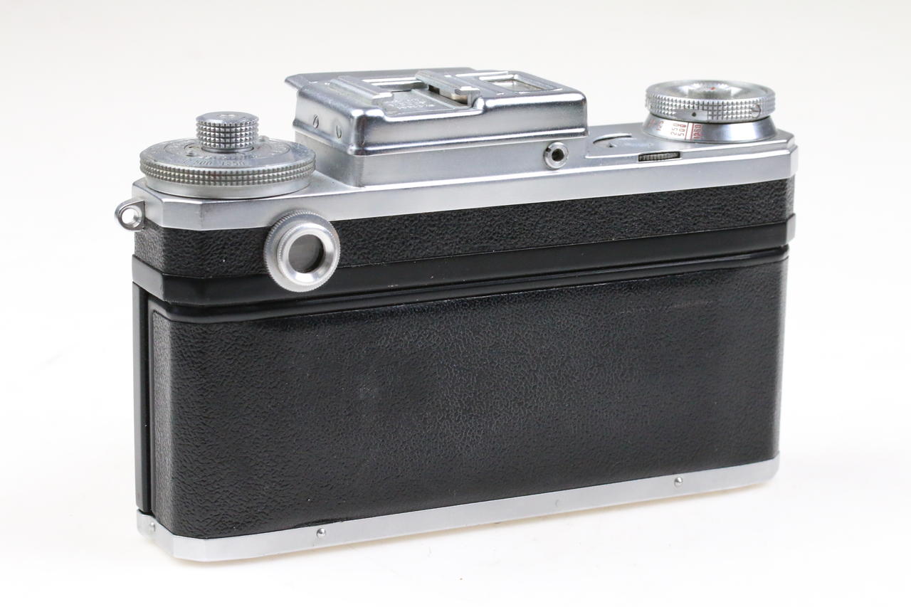 ARSENAL KIEV 4 mit 50mm f/2,0 Jupiter-8M Objektiv - #6505549