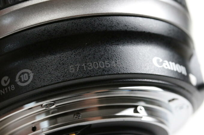 Canon EF-S 18-200mm f/3,5-5,6 IS - #6713005458