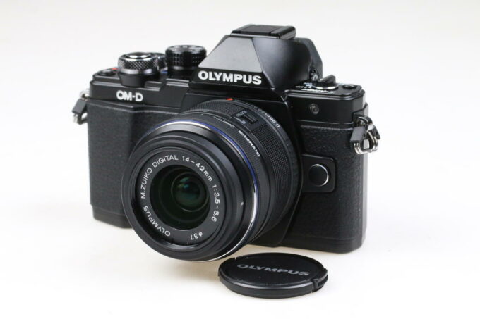 Olympus OM-D E-M10 II mit 14-42mm f/3,5-5,6 - #BLH69989