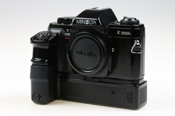 Minolta X-300s mit Motor Drive 1 - #02406681