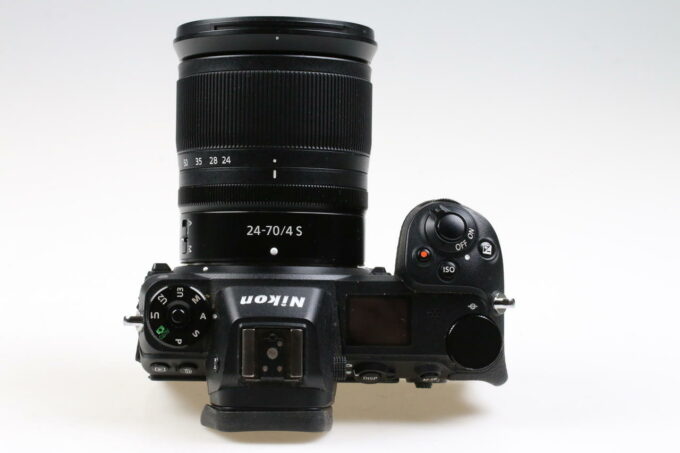 Nikon Z 6 mit Z 24-70mm f/4,0 S - #6013400