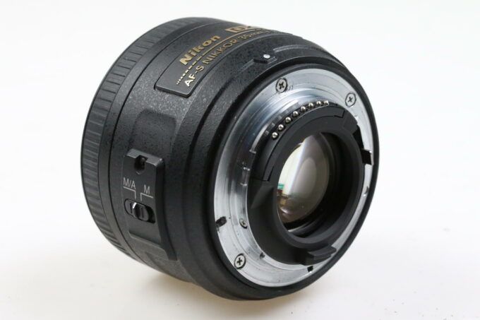 Nikon AF-S DX 35mm f/1,8 G - #2313471