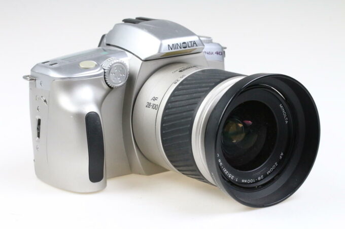 Minolta Dynax 40 mit AF Zoom 28-100mm f/3,5-5,6 D - #40510800