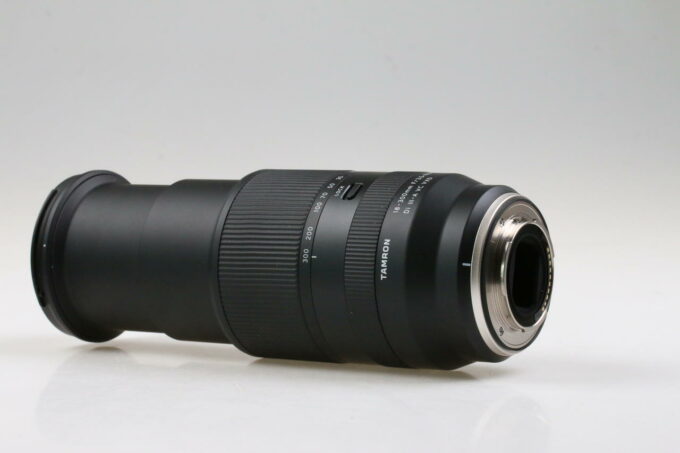 Tamron 18-300mm f/3,5-6,3 Di III-A VC VXD für Fujifilm X - Demo