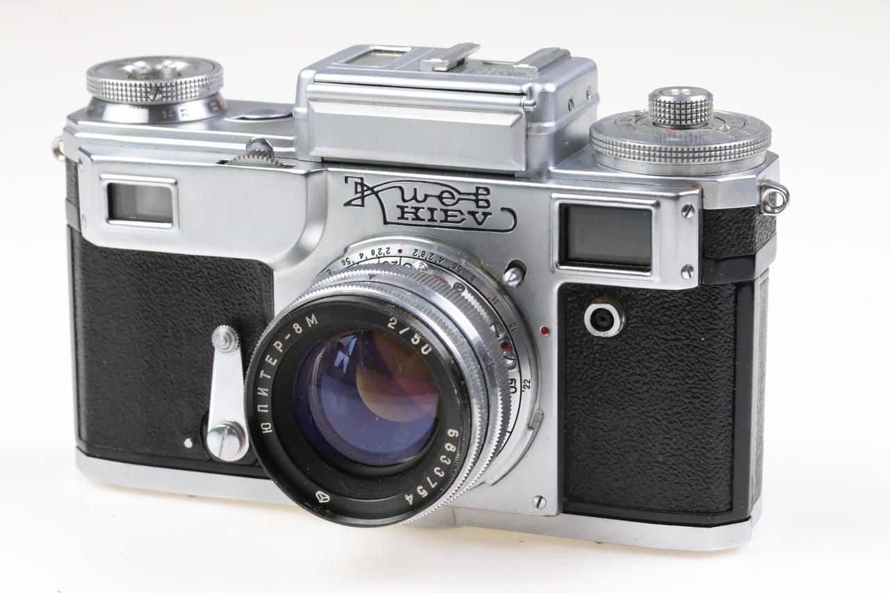ARSENAL KIEV 4 mit 50mm f/2,0 Jupiter-8M Objektiv - #6823843