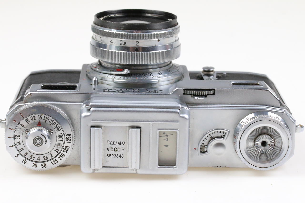 ARSENAL KIEV 4 mit 50mm f/2,0 Jupiter-8M Objektiv - #6823843