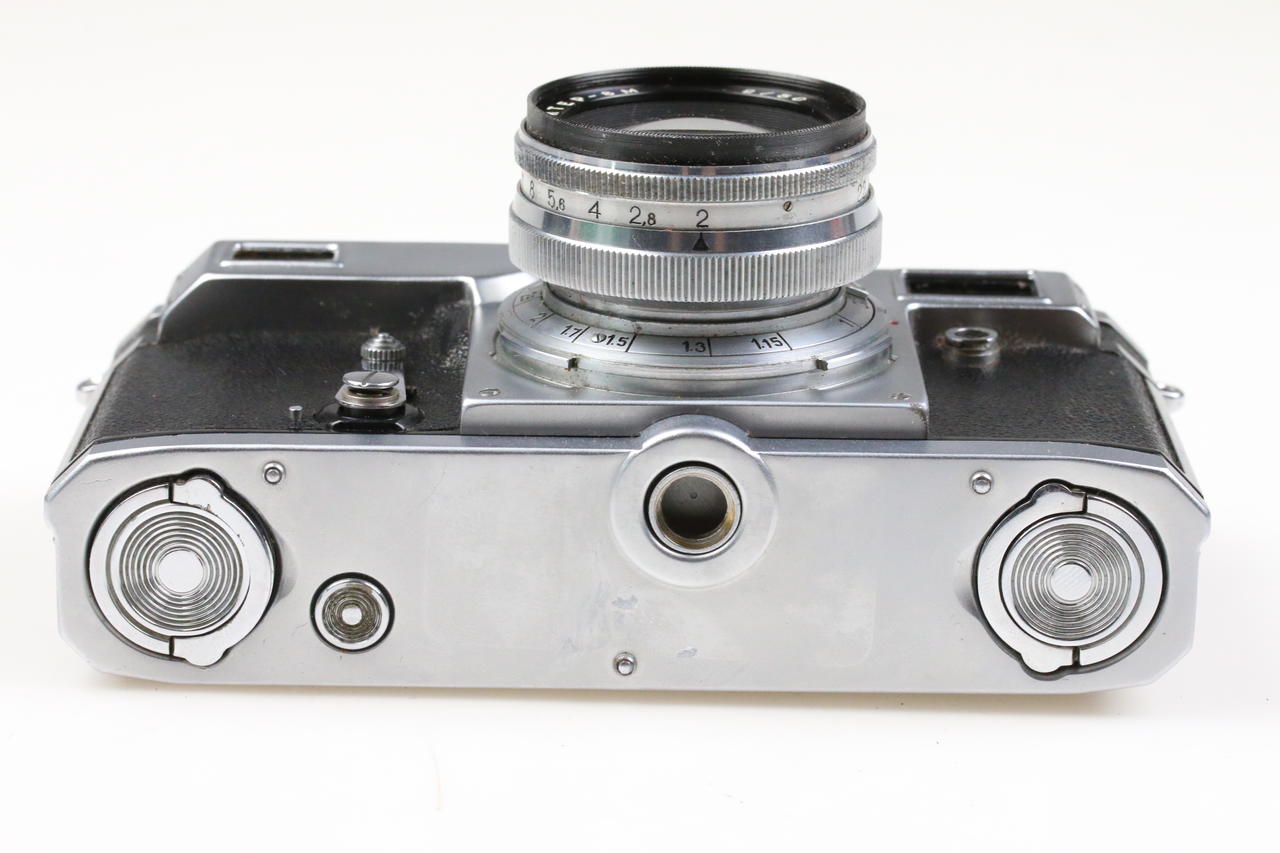 ARSENAL KIEV 4 mit 50mm f/2,0 Jupiter-8M Objektiv - #6823843