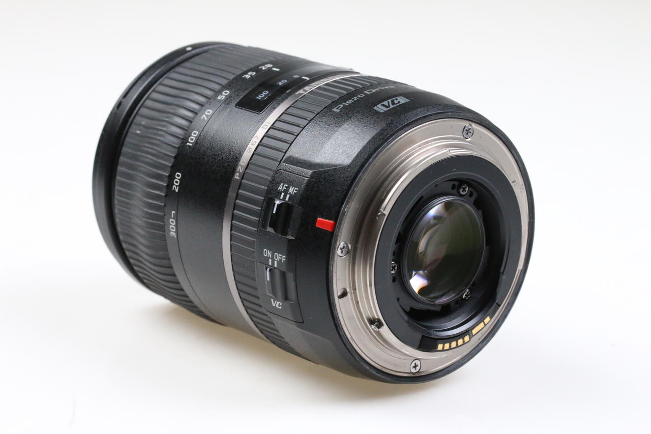 Tamron 28-300mm f/3,5-6,3 Di VC PZD für Canon EF - Image 3