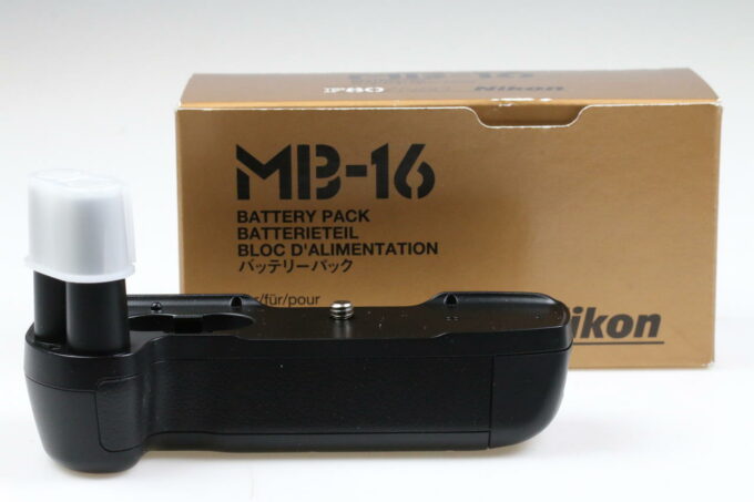 Nikon MB-16