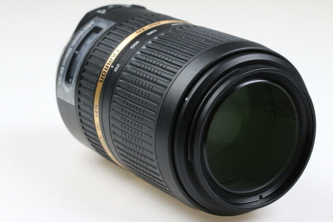 Tamron SP 70-300mm f/4,0-5,6 Di VC USD für Nikon F (FX) - #057996 - Image 4