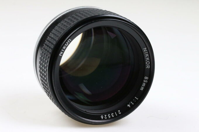 Nikon MF 85mm f/1,4 AI-S - #213526