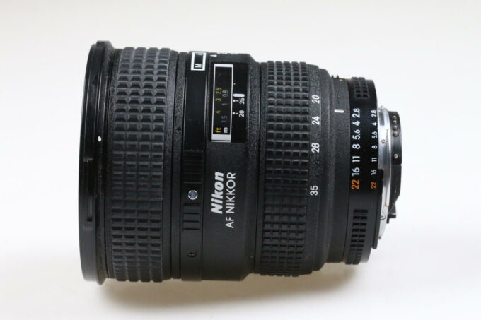 Nikon AF 20-35mm f/2,8 D - #242975