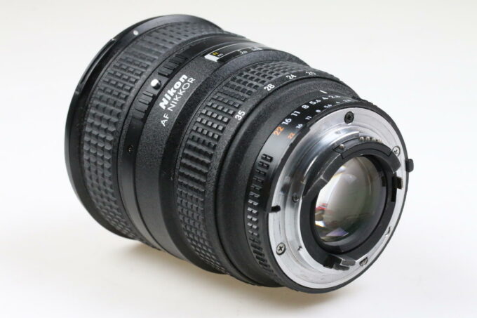 Nikon AF 20-35mm f/2,8 D - #242975