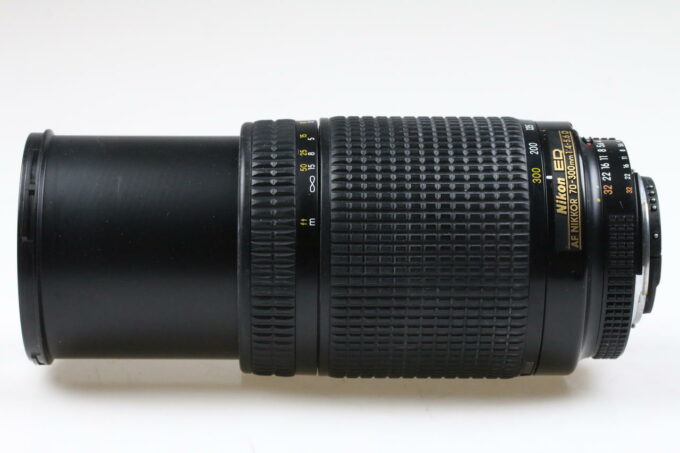 Nikon AF NIKKOR 70-300mm f/4,0-5,6 D ED - #408898