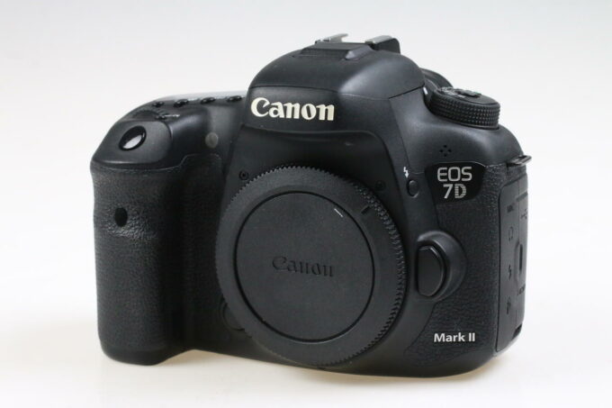 Canon EOS 7D Mark II - #023021005629