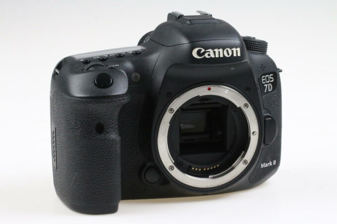 Canon EOS 7D Mark II - #023021005629