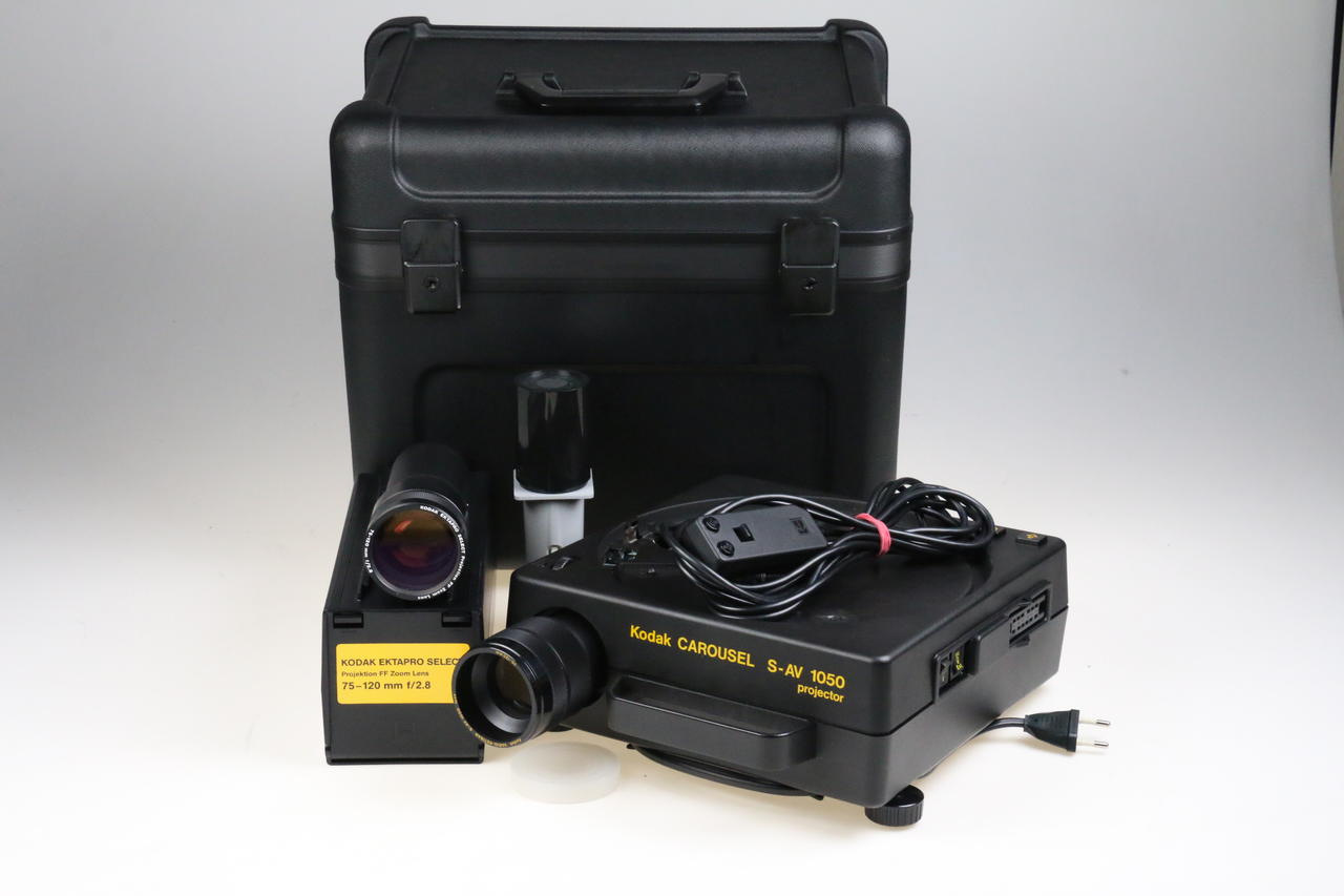 Kodak Carousell S-AV 1050 Projektor mit zwei Objektiven