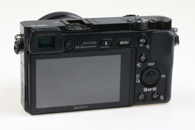 Sony Alpha 6000 mit E PZ 16-50mm OSS - #4425566 - Image 5