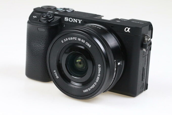 Sony Alpha 6400 mit E PZ 16-50mm OSS - #3833174