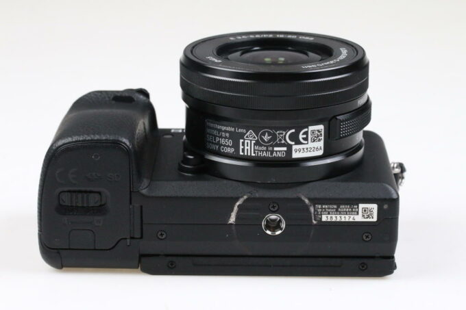 Sony Alpha 6400 mit E PZ 16-50mm OSS - #3833174