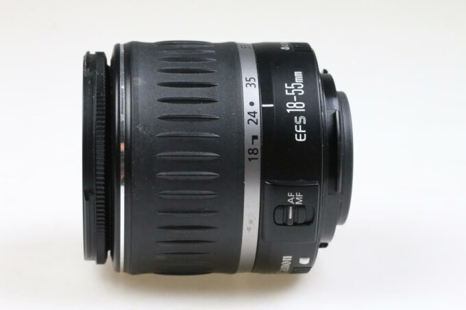 Canon EF-S 18-55mm f/3,5-5,6 - #90307919