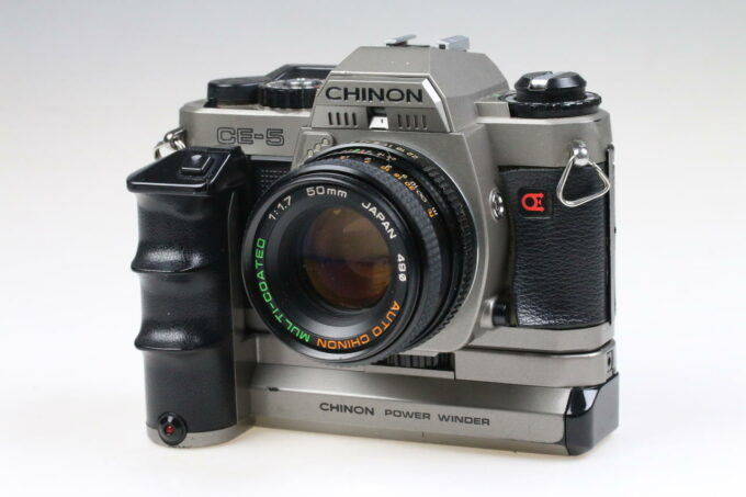 Chinon CE-5 mit Auto Chinon 50mm f/1,7 und Winder