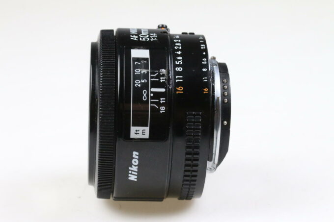 Nikon AF NIKKOR 50mm f/1,4 - #2053074