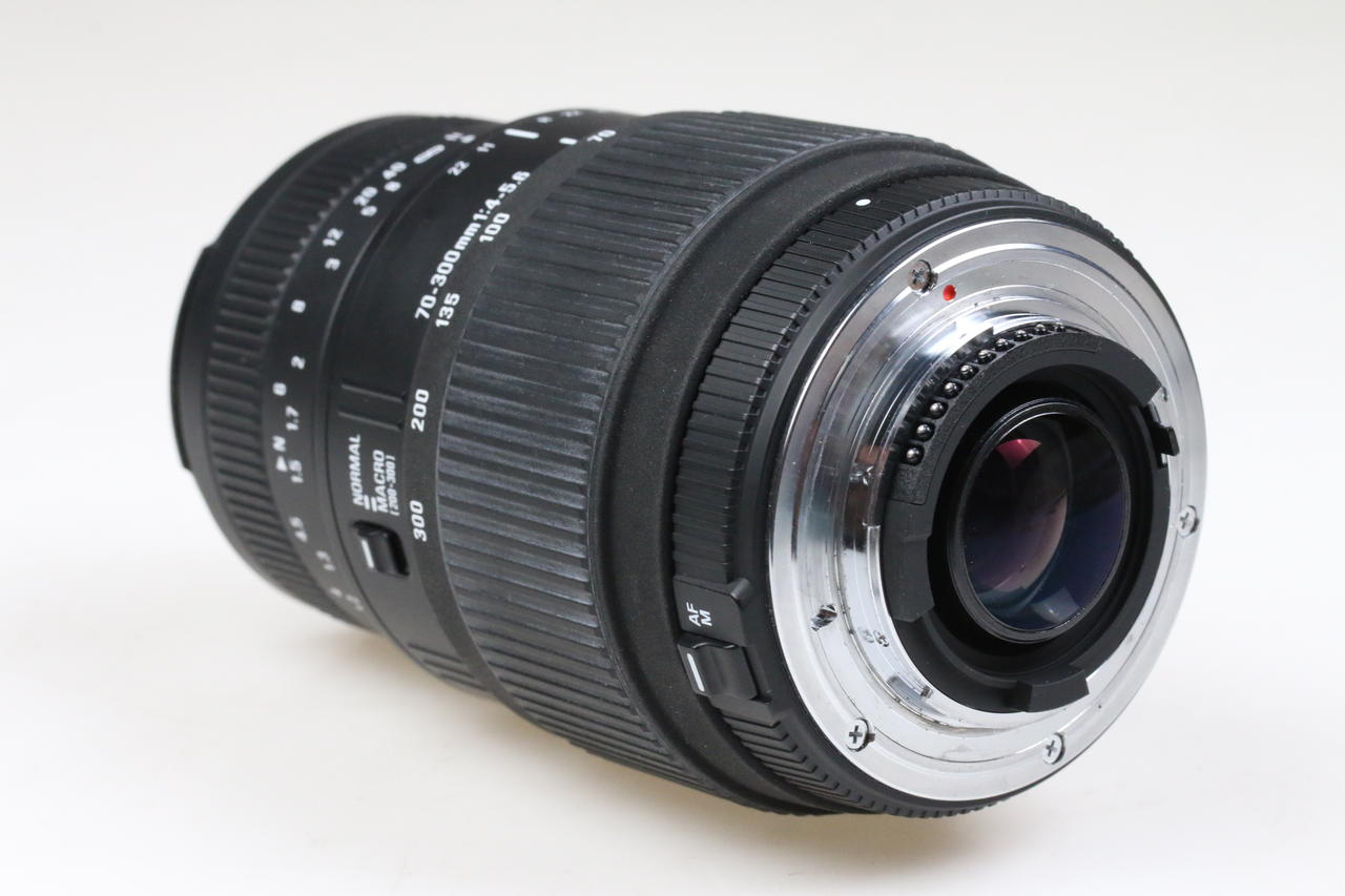 Sigma 70-300mm f/4,0-5,6 DG Macro für Nikon F (AF FX) - #11172420