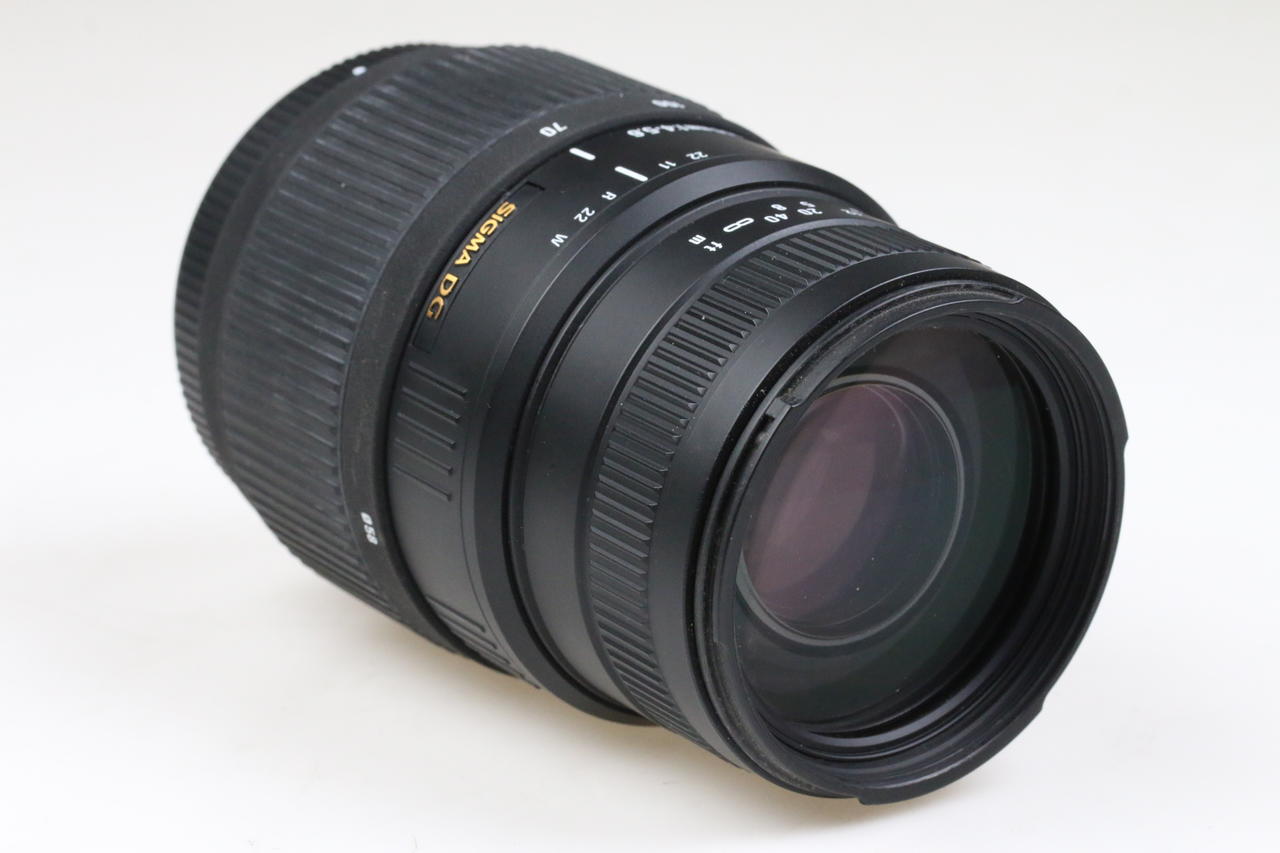 Sigma 70-300mm f/4,0-5,6 DG Macro für Nikon F (AF FX) - #11172420